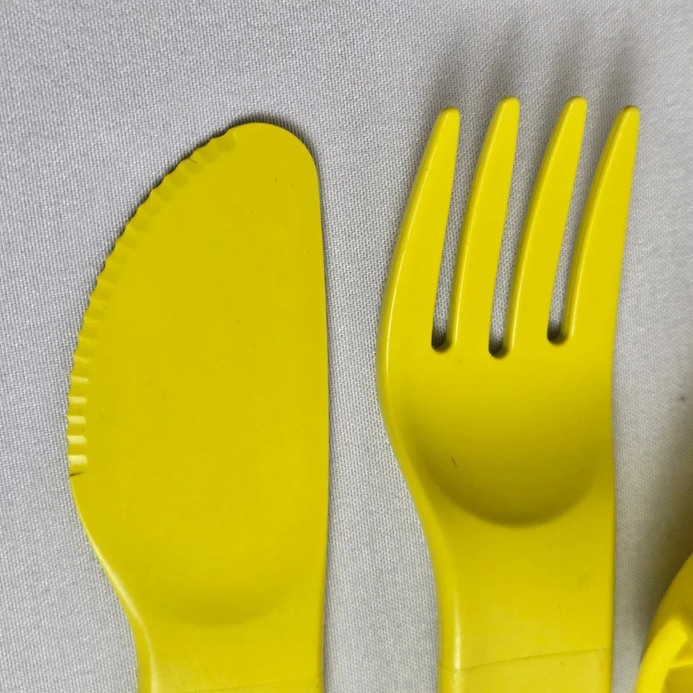 Tupperware On The Go Cutlery Set Plastic Fork Knife Carrying Case Yellow 7323A-3